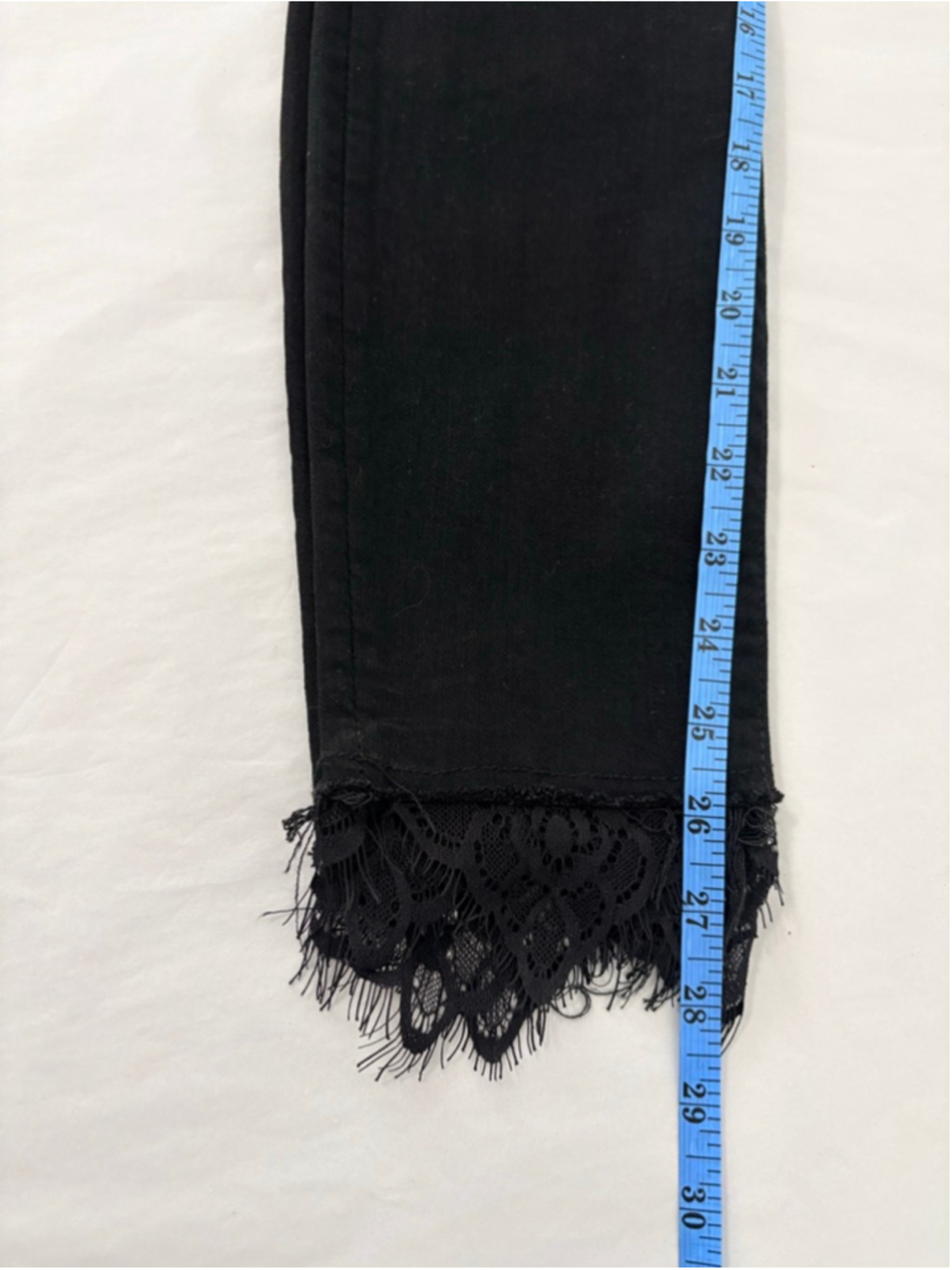 MOTHER Swooner Dagger Ankle Fray LaceHem Sz 26 (12.5W) BaaBaaBlackSheep #301 EUC - Picture 14 of 14